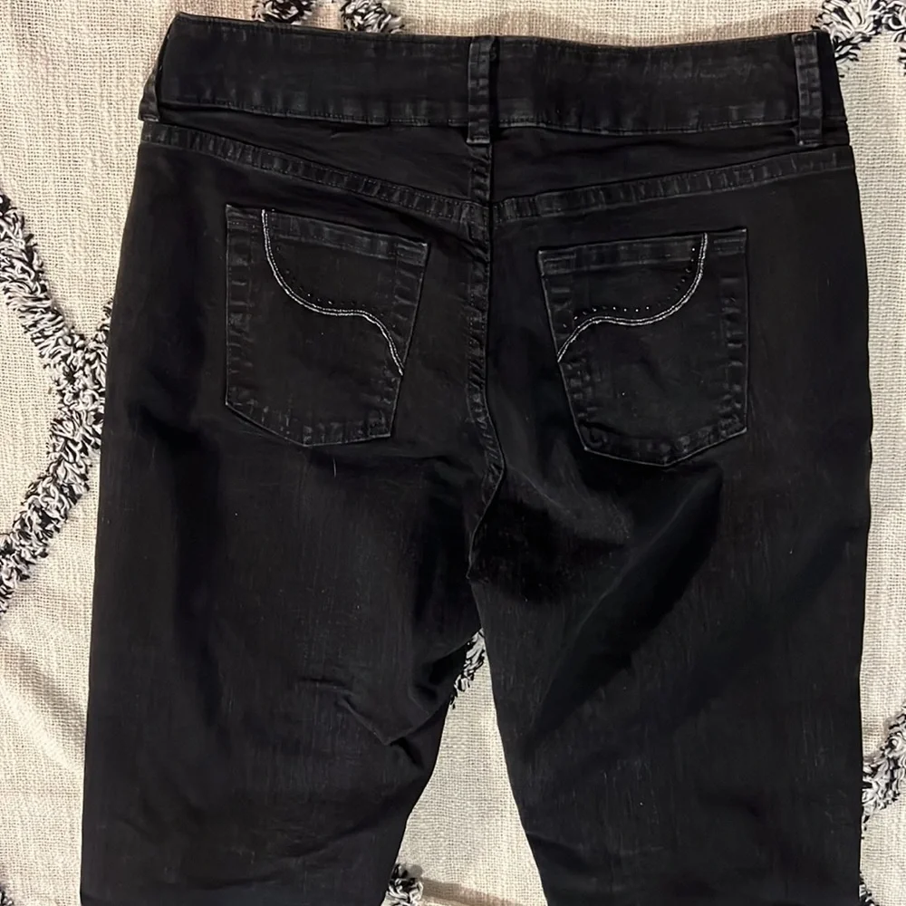3 pair Riders by Lee black mid rise boot cut size 8M - Picture 3 of 6